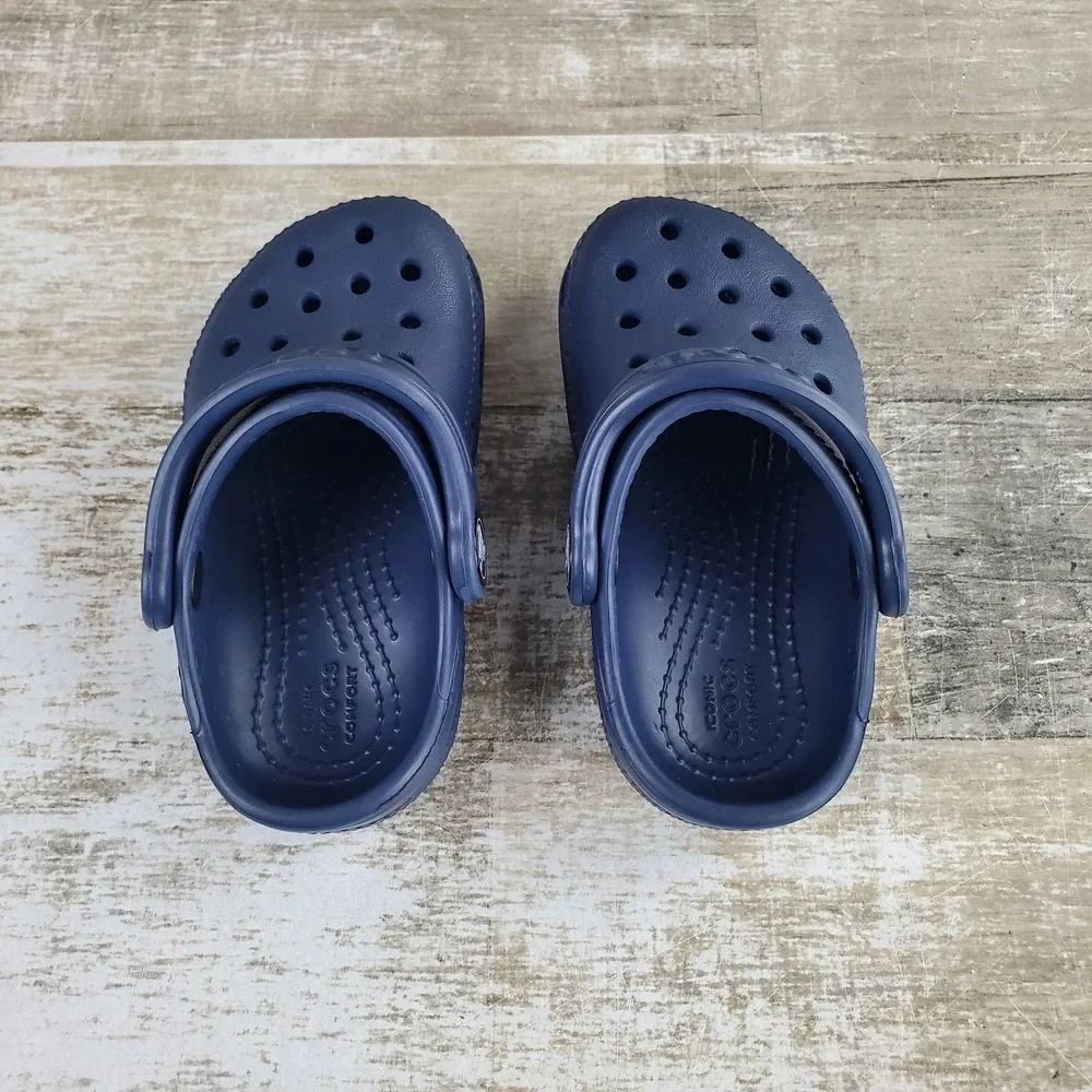 Crocs Classic Clog Kids Sz 6 C6 Blue Rubber Round Toe Comfort Slip On Slingback